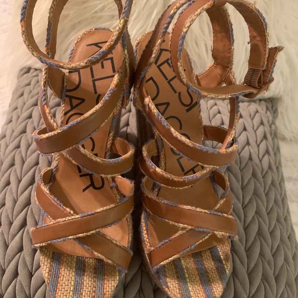 Wedges - Picture 5 of 5
